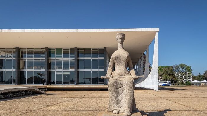 Nova decisão do STF muda regras para servidores públicos em 2025