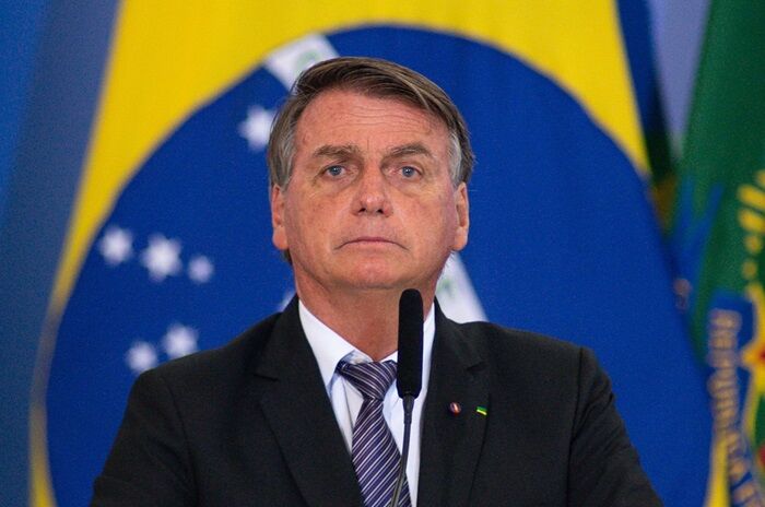 STF forma maioria para tornar Bolsonaro réu por tentativa de golpe