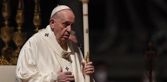 PROFECIA E ASTROLOGIA - Morte do papa reacende debate sobre profecias de Nostradamus