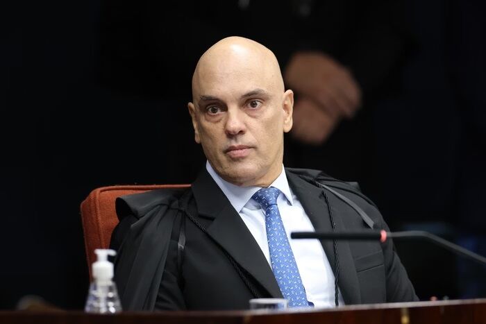 CRIME É BATOM - Moraes reduz pena de condenado por tráfico de 12 g de maconha