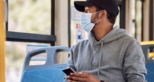 COVID-19 EM ALTA - Cidade brasileira volta a ter uso obrigatório de máscara