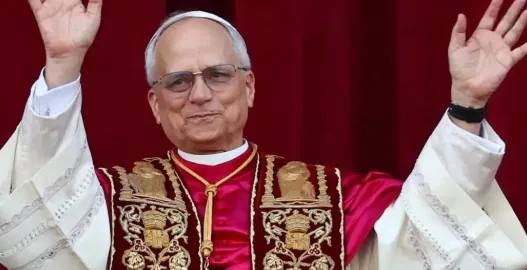 OPINIÃO DE PAULO DELGADO - Leão XIV: a flor cristã que fura o asfalto aos 69 anos de vida