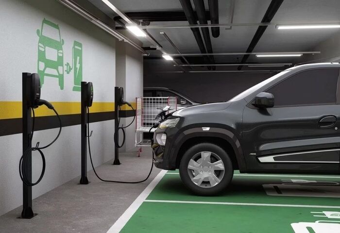 VAI GANHAR PRESENTE DA CHINA? - Sem frota de carros elétricos, Câmara compra 19 estações de recarga


