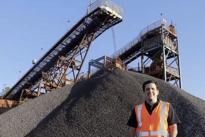 GOVERNO NÃO FAZ, ELE FAZ - Quem é o empresário que está construindo uma nova ferrovia em MG