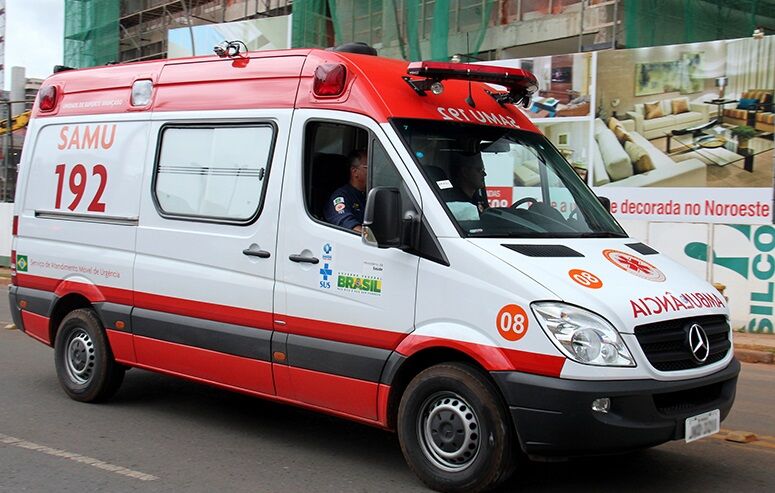 URGENTE! GRAVE DESATENÇÃO - Pai e filho ficam feridos em grave acidente a caminho da escola em Porto Velho 

