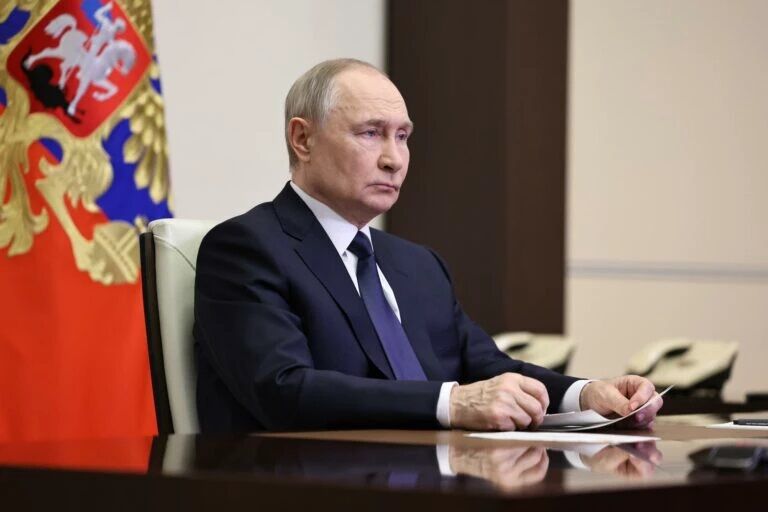 COVIL DE ESCÓRIAS DO MUNDO - New York Times diz que Rússia colocou espiões no Brasil
