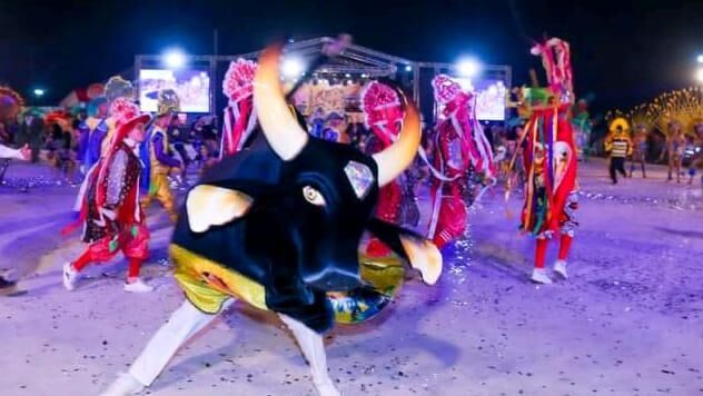 VIVA A CULTURA POPULAR - Bois-bumbás resgatam tradição e identidade cultural no Arraiá da Prefs