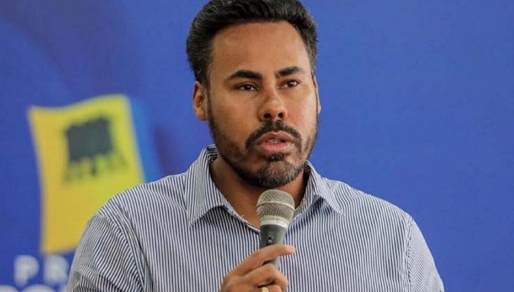ATITUDE RÁPIDA EVITOU O PIOR-  Ação de vereador abriu canal para diálogo e solução para conflito com 400 famílias da Vila S. João
