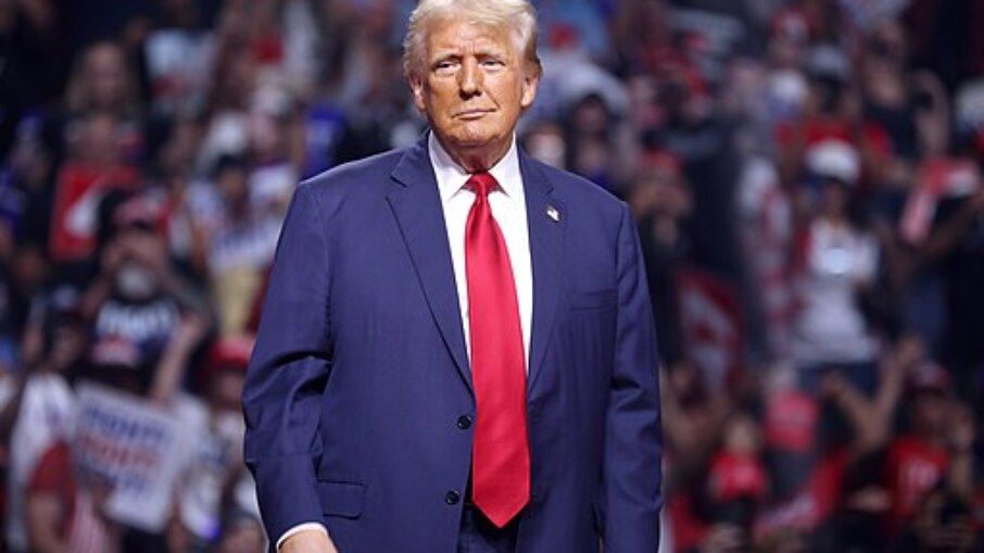 GUERRA COMERCIAL - Trump anuncia tarifa de 50% sobre produtos da União Europeia