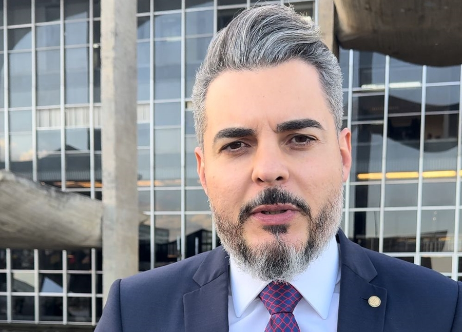 BALÃO-DE-ENSAIO - Thiago Flores quer ser governador de Rondônia: “No Legislativo é muita conversa mole” 
