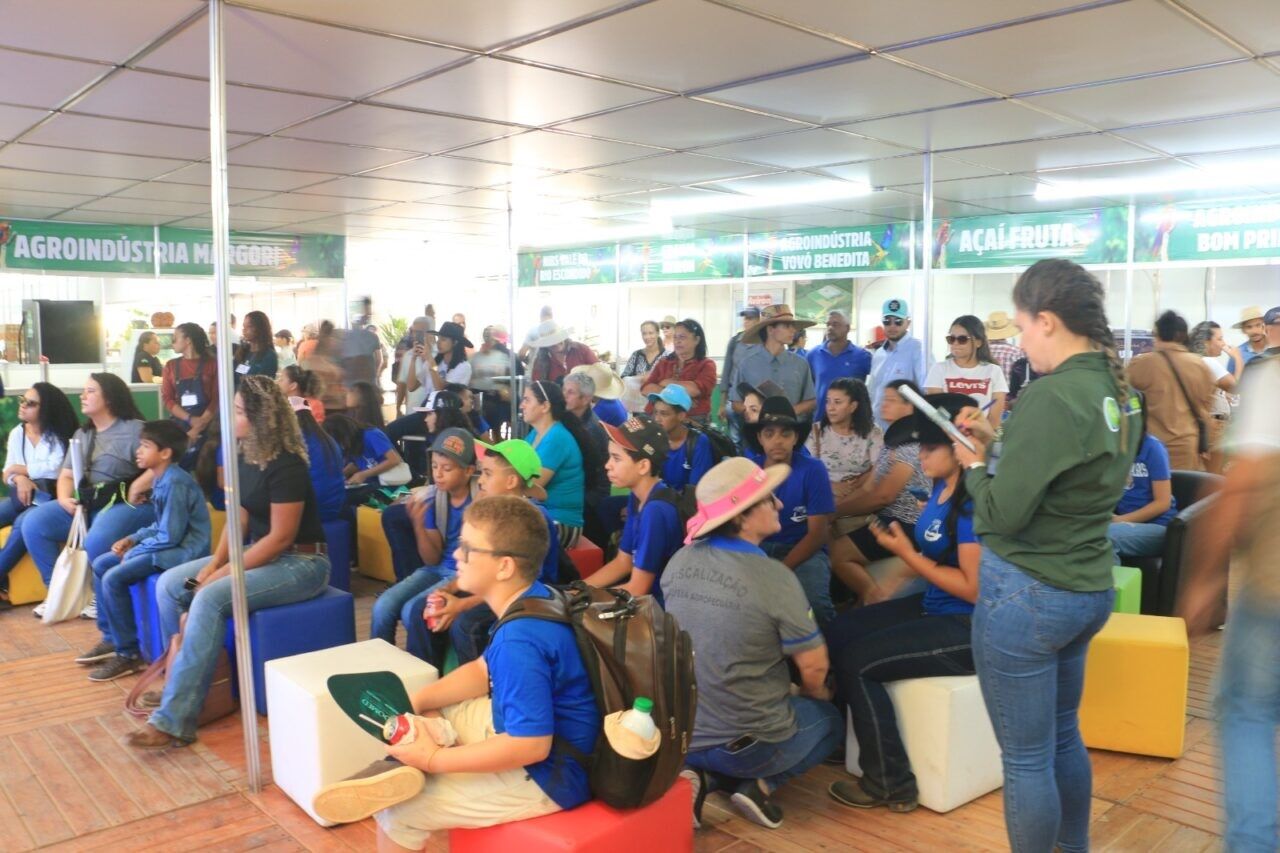 TUDO COMEÇOU NESTA MANHÃ - Ciclo de oficinas técnicas com palestras sobre monilíase e serviços de inspeção tem início na Rondônia Rural Show