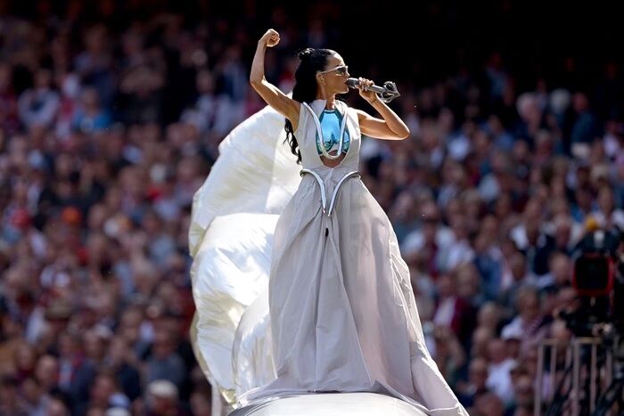 O BRILHO DA ESTRELA - Katy Perry confirma shows no Brasil: veja datas em Brasília e Curitiba

