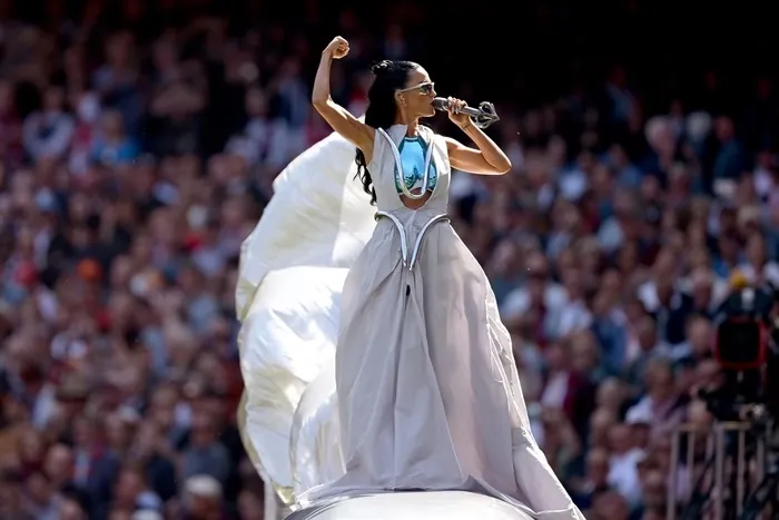 O BRILHO DA ESTRELA - Katy Perry confirma shows no Brasil: veja datas em Brasília e Curitiba

