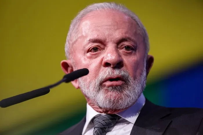 BUSCANDO O OLHAR DO DONALD - Lula vai à Cúpula do G7, que também terá Trump e Zelensky

