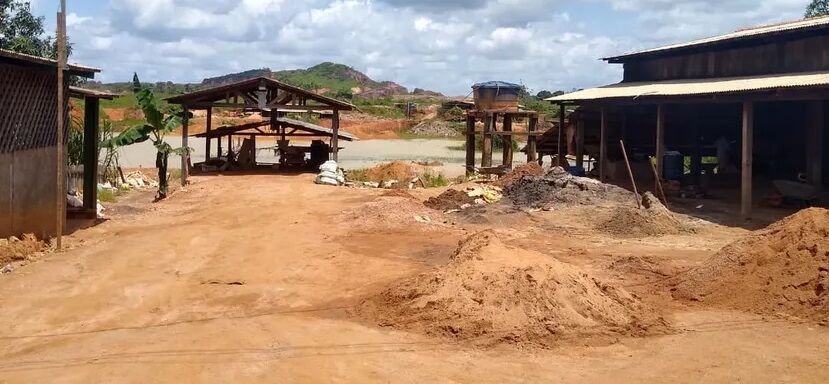 BANDA PODRE DA POLÍCIA - Policiais militares e penais são suspeitos de atuar como milicianos em garimpo ilegal 
