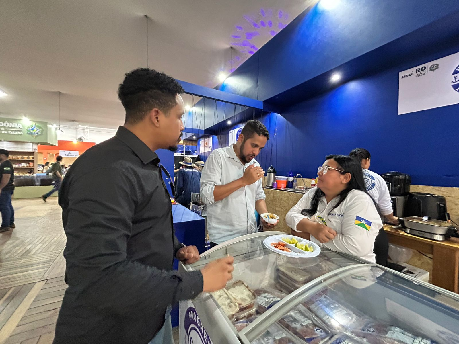 EMPRESA DE SUCESSO - Agroindústria de pescado de Porto Velho se destaca na Rondônia Rural Show com apoio da Prefeitura