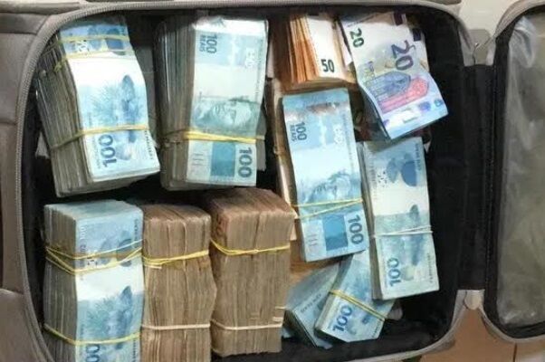 CRUEL ROUBO PÚBLICO - Juízes recebem supersalários nas cidades mais pobres do país; em Icatu (MA), supera orçamento da Prefeitura