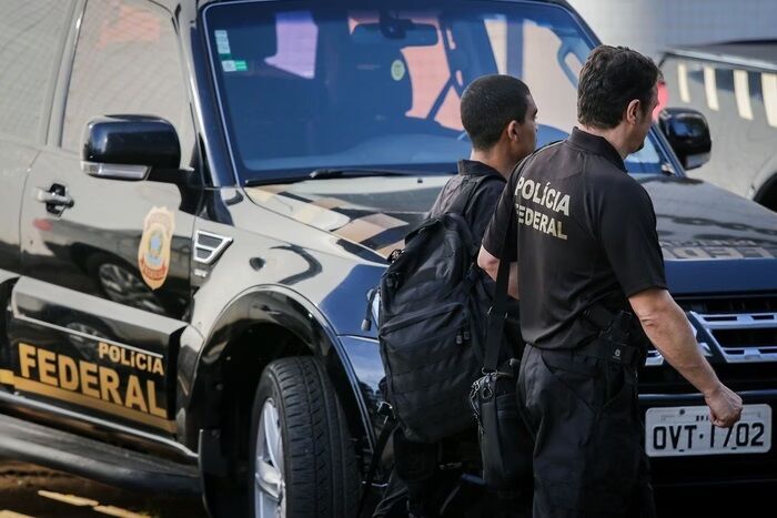 'SEM DESCONTO' EM 13 ESTADOS - PF faz buscas na presidência do INSS e na diretoria de benefícios