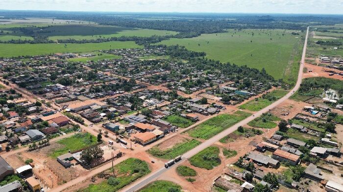 12 KMS DE ASFALTO - Sete ruas do distrito de Vista Alegre do Abunã vão receber pavimentação