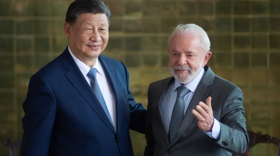 INIMIGOS DA DEMOCRACIA - Pequim recebe Lula e outros líderes para reforçar laços contra Trump