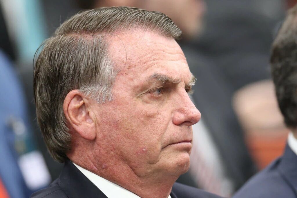 MALDADE: SEM TEMPO DE ANÁLISE - Bolsonaro quer adiar audiências por falta de acesso a provas

