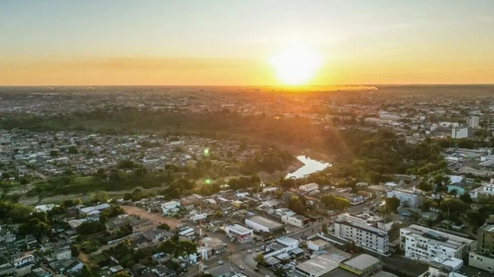 SOL E NUVENS EM RONDÔNIA - Previsão do Tempo para Rondônia nesta quinta-feira, 15

