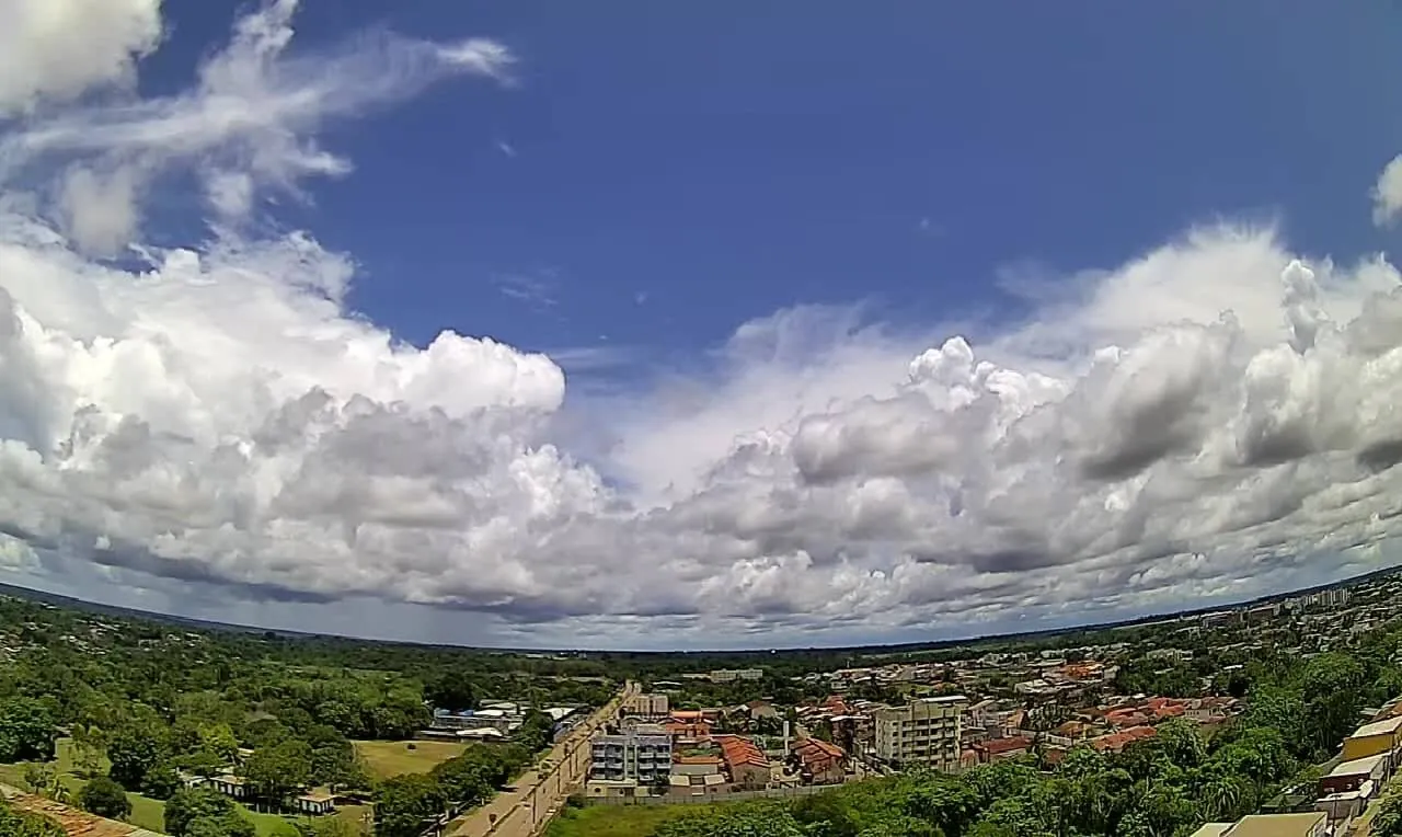 TEMPO FIRME EM RONDÔNIA - A previsão do tempo mostra de chuvas e até temporais em algumas regiões e áreas do país; confira