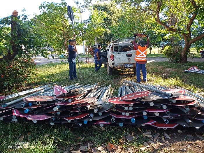 Prefeitura inicia instalação de placas de sinalização nos distritos de Jaci-Paraná, Nova Mutum e União Bandeirantes
