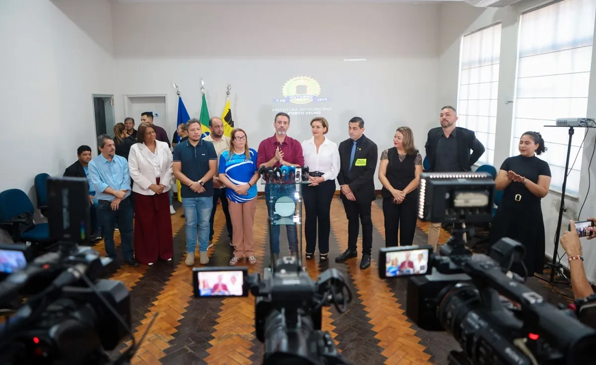 ESQUERDA SINDICAL EM FESTA - Prefeito Léo Moraes anuncia reajustes e avanços para servidores da Saúde e Educação em Porto Velho
