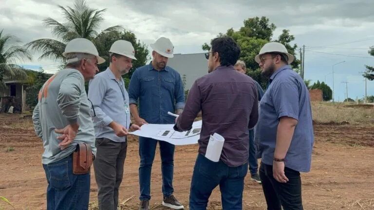 EMPREGO PÚBLICO - Governo de RO abre processo seletivo com 100 vagas temporárias para engenheiros, arquitetos e desenhistas na Seduc