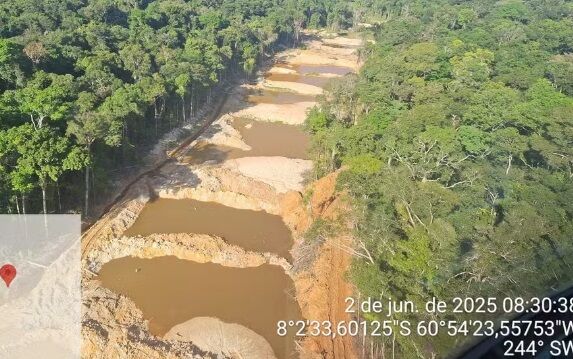 OPERAÇÃO MURUS VIRIDIS II - Megaoperação em RO e AM apreende dezenas de materiais de garimpo ilegal