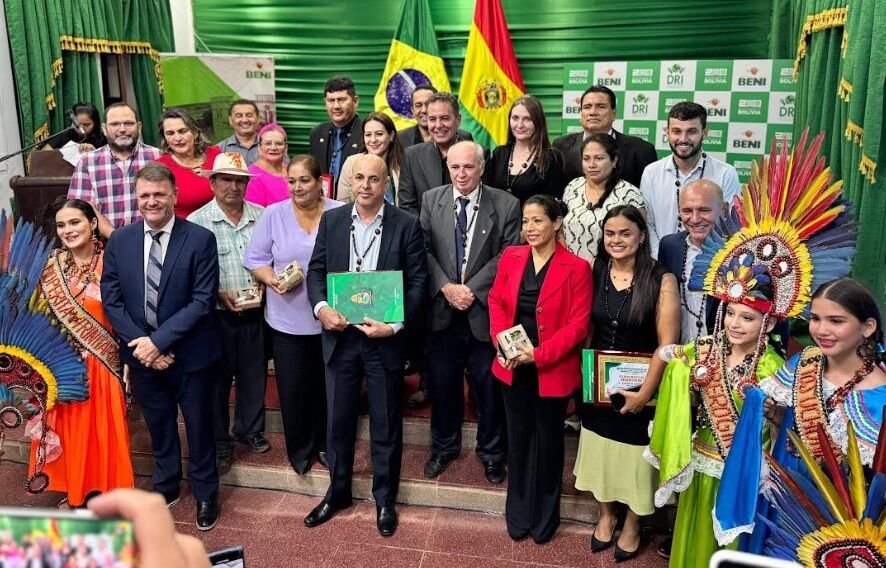 RELAÇÕES FRONTEIRIÇAS - Deputada Dra. Taíssa fortalece laços diplomáticos entre Rondônia e Bolívia em fórum binacional

