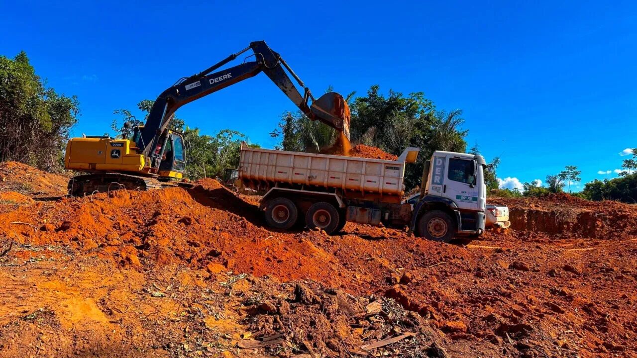 ESTRADAS SEGURAS - RO-133 passa por recuperação em 82 km entre Machadinho d’Oeste e o Porto 2 de Novembro