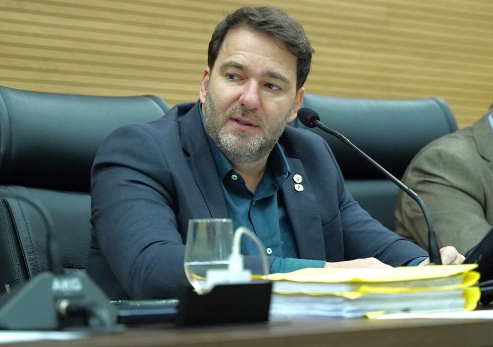 RODOVIA DA PRODUÇÃO - Deputado Alex Redano cobra recuperação urgente da RO-408 entre Vila União e Campo Novo de Rondônia

