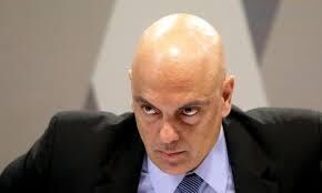 ELE ESTÁ CENSURANDO VOCÊ - MORAES VOTA NO STF PELA RESPONSABILIZAÇÃO DAS REDES SOCIAIS PARA CENSURAR OS USUÁRIOS