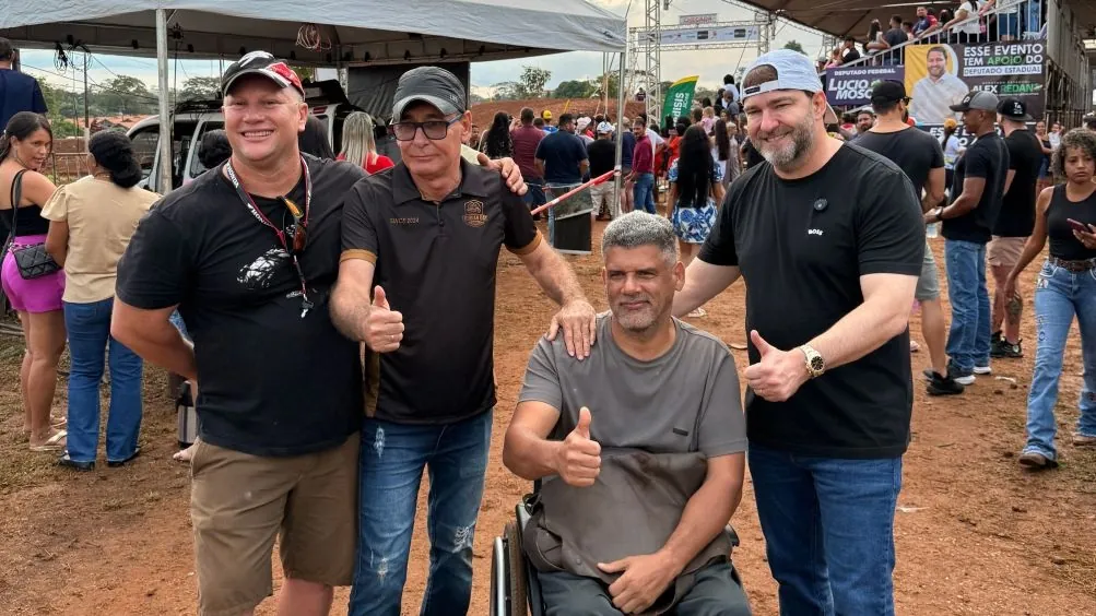 TERCEIRA ETAPA - Presidente da Alero prestigia aniversário de Ouro Preto durante etapa estadual de Motocross

