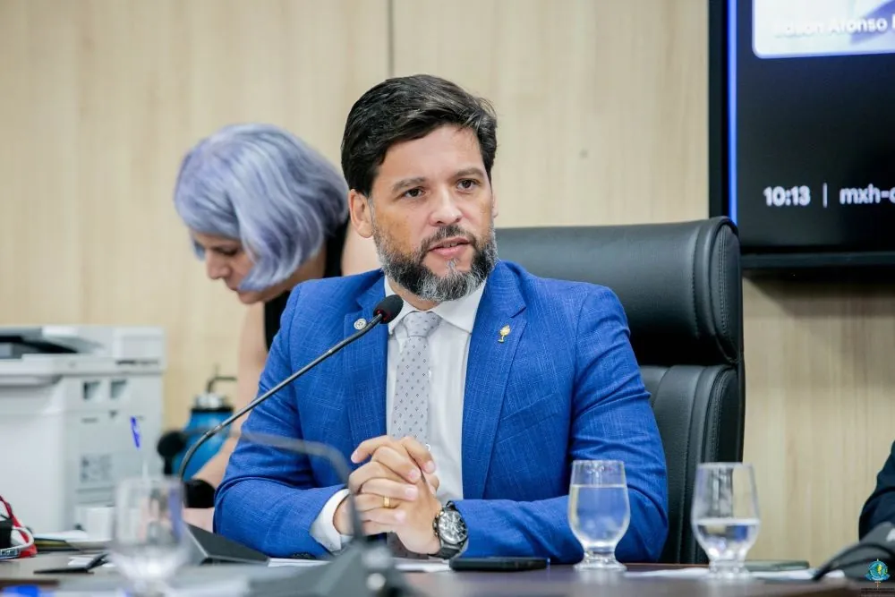 INDICAÇÃO AO GOVERNO - Delegado Camargo solicita reparos urgentes na unidade da Fhemeron em Cacoal

