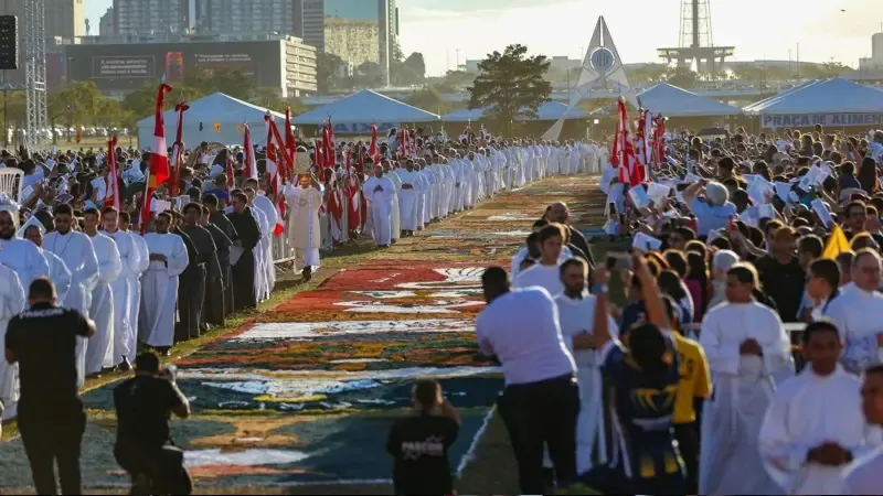 CELEBRAÇÃO DA EUCARISTIA - Corpus Christi é feriado ou ponto facultativo? Entenda origem da data e como funciona no Brasil

