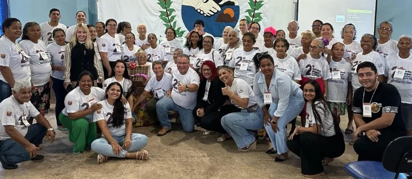 AMPARANDO E AJUDANDO - Ieda Chaves confirma R$ 800 mil para a obra do Centro de Convivência do Idoso em Itapuã do Oeste
