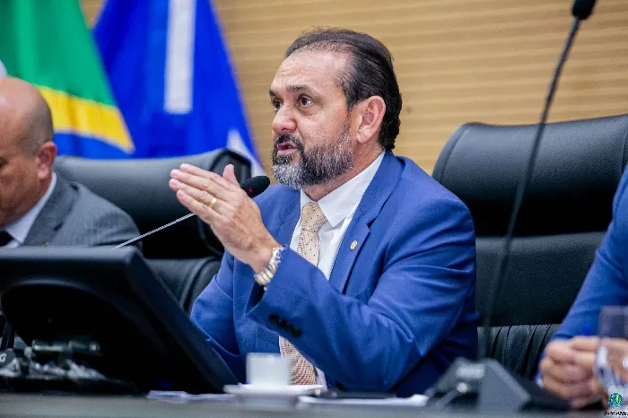 MAIS UM DIA COLORIDO -  Assembleia aprova Projeto de Lei que institui o “Julho Laranja” em Rondônia

