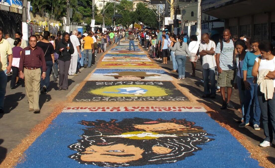 SOLENIDADE CORPUS CHRISTI - Um Chamado à partilha do Corpo e do Sangue do Senhor; união com Deus e com o Próximo 
