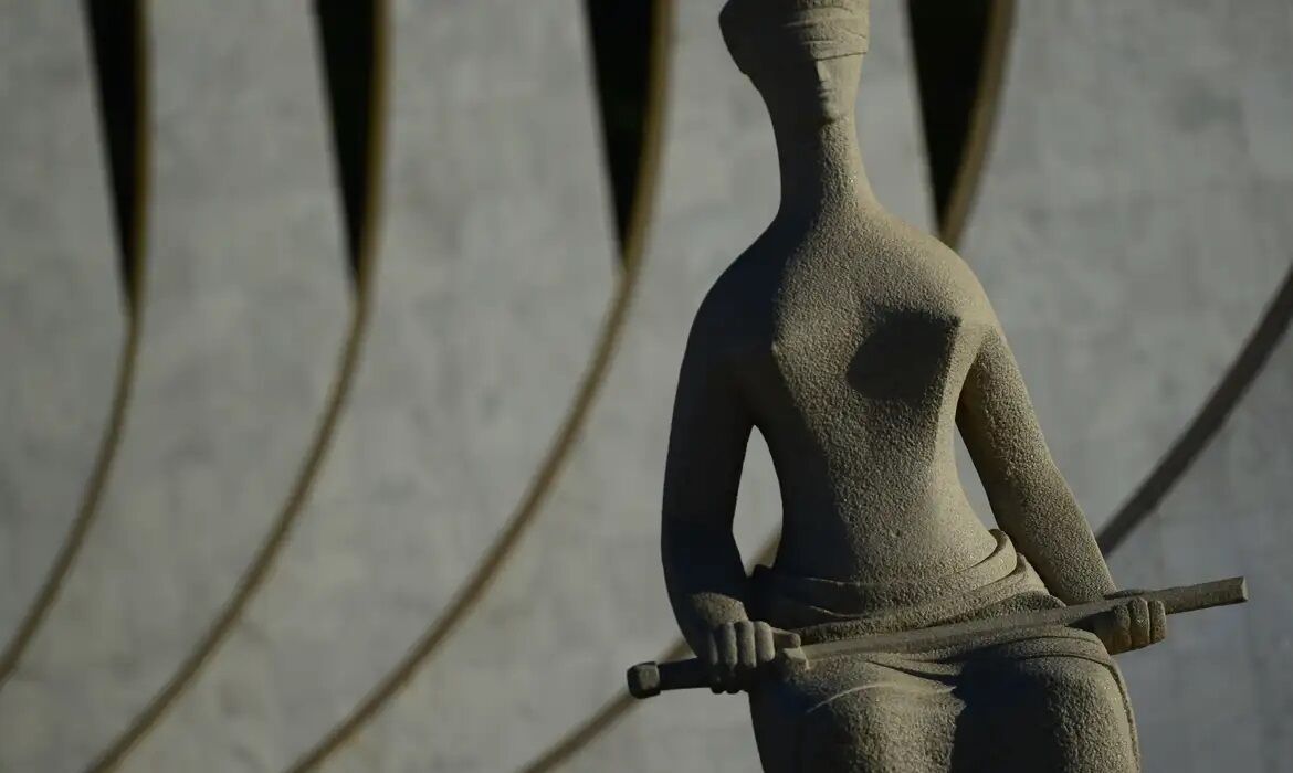 LADRÕES PROTEGIDOS - STF faz audiência de conciliação sobre descontos irregulares no INSS

