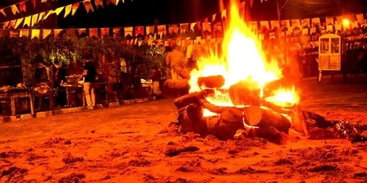 FOGUEIRA DE SÃO JOÃO -  Por que acendemos fogueiras nas festas de São João? Tradição tem origem religiosa e simbólica 
