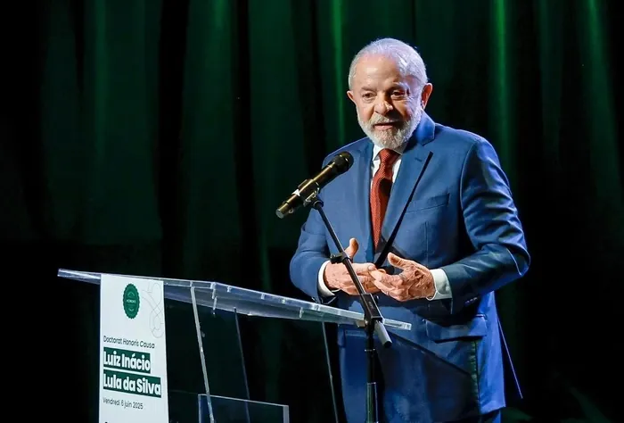 APÓS CRÍTICAS - Lula diz a pai de Juliana que Itamaraty vai trazer corpo da Indonésia
