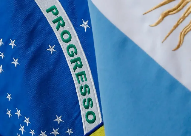 PARCERIA COM OS HERMANOS - Conab mira exportar excedente da agricultura familiar nacional à Argentina
 

