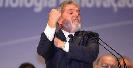 LULA DÁ BANANA AO PARLAMENTO - Governo confia no parceiro STF e autoriza AGU a entrar na Corte contra a derrubada do IOF 

