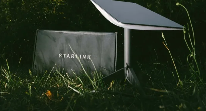 LIVRE SÓ PARA FACÇÕES - MPF e SpaceX de Elon Musk bloqueiam internet Starlink de garimpeiros ilegais
