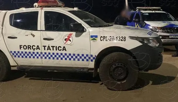 FORAGIDO - Homem agride esposa em bar e leva bebê de 2 meses em Porto Velho