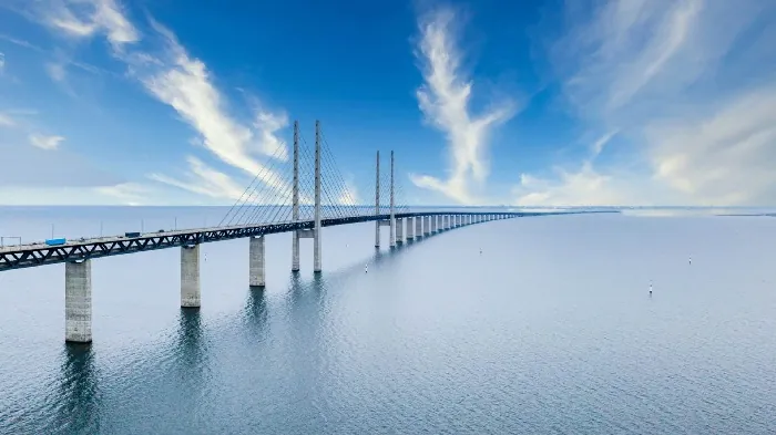 TECNOLOGIA E BELEZA - Conheça a ponte que some no mar unindo dois países