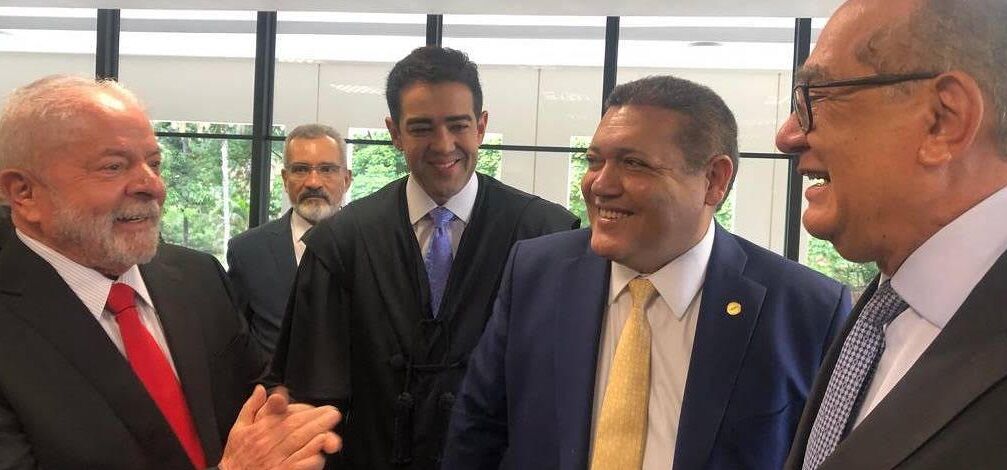CONSÓRCIO DA TOGA 'BALANÇA' - Decisões de Lula Irritam Ministros do STF e Abalam Relação com o Supremo